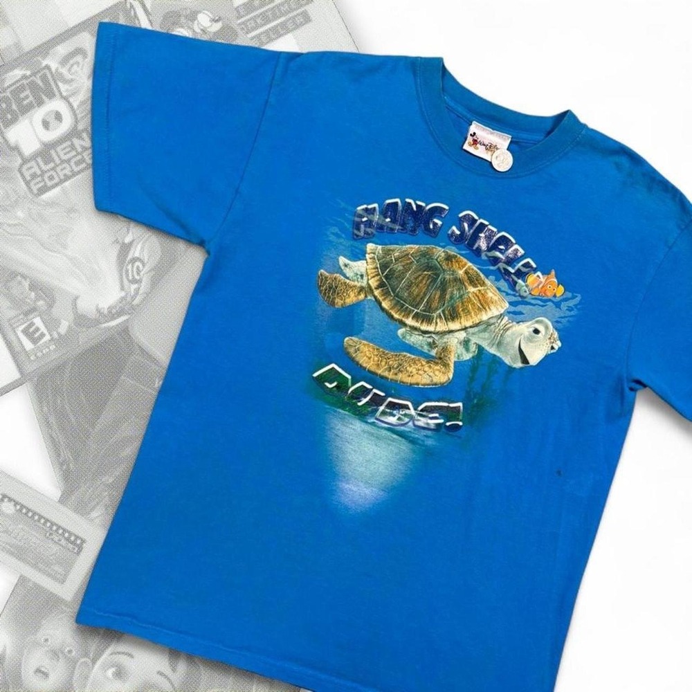 Vintage Walt Disney World Finding Nemo Crush Graphic Tee Blue Y2K Mens